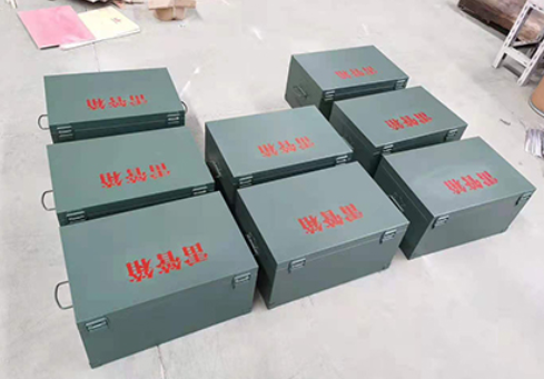 措勤炸药箱和雷管箱一般是怎么存放的？