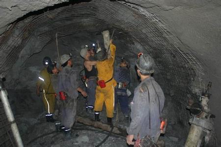 措勤工程爆破中的危险因素分析以及应对工程爆破危险的措施
